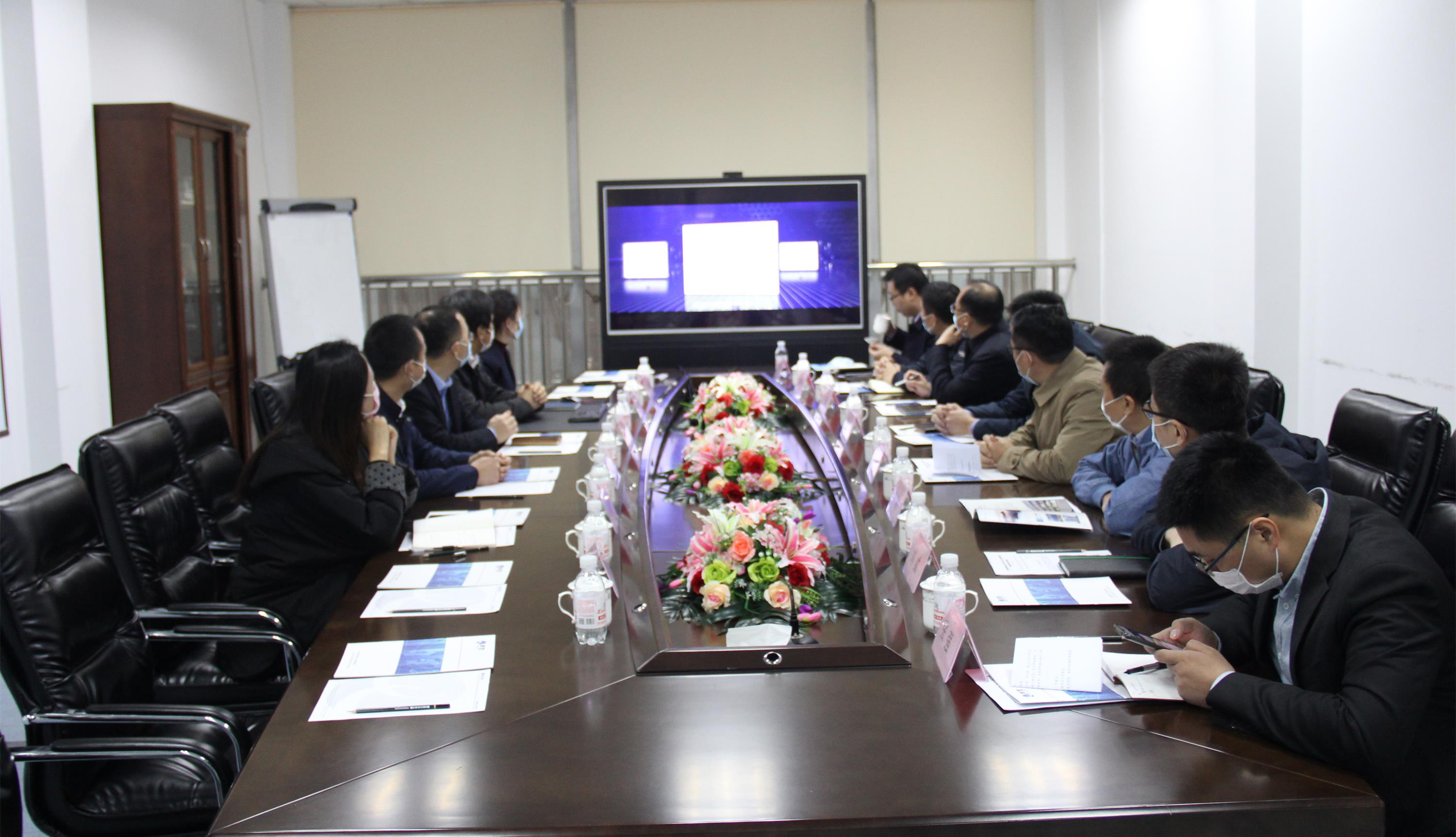 山東省地方金融監管局領導莅臨網信科技調研企業發(fā)展情況